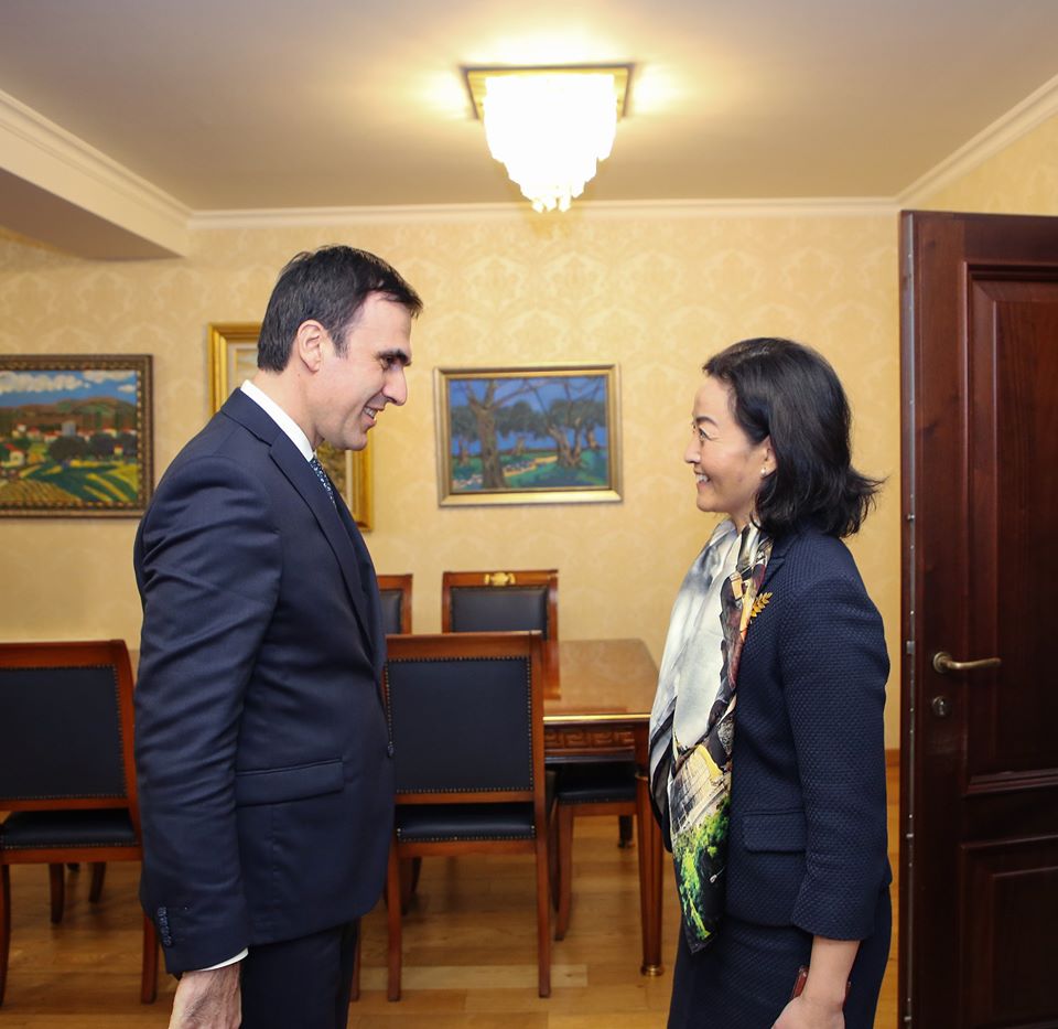 Ambasadorja e SHBA takon Çelën: Prokurorët të përmbushin premtimin e gjyqësorit të pavarur me drejtësi për të gjithë
