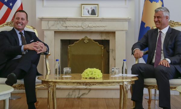 I dërguari special i Trump për dialogun Kosovë-Serbi mbërrin në Prishtinë