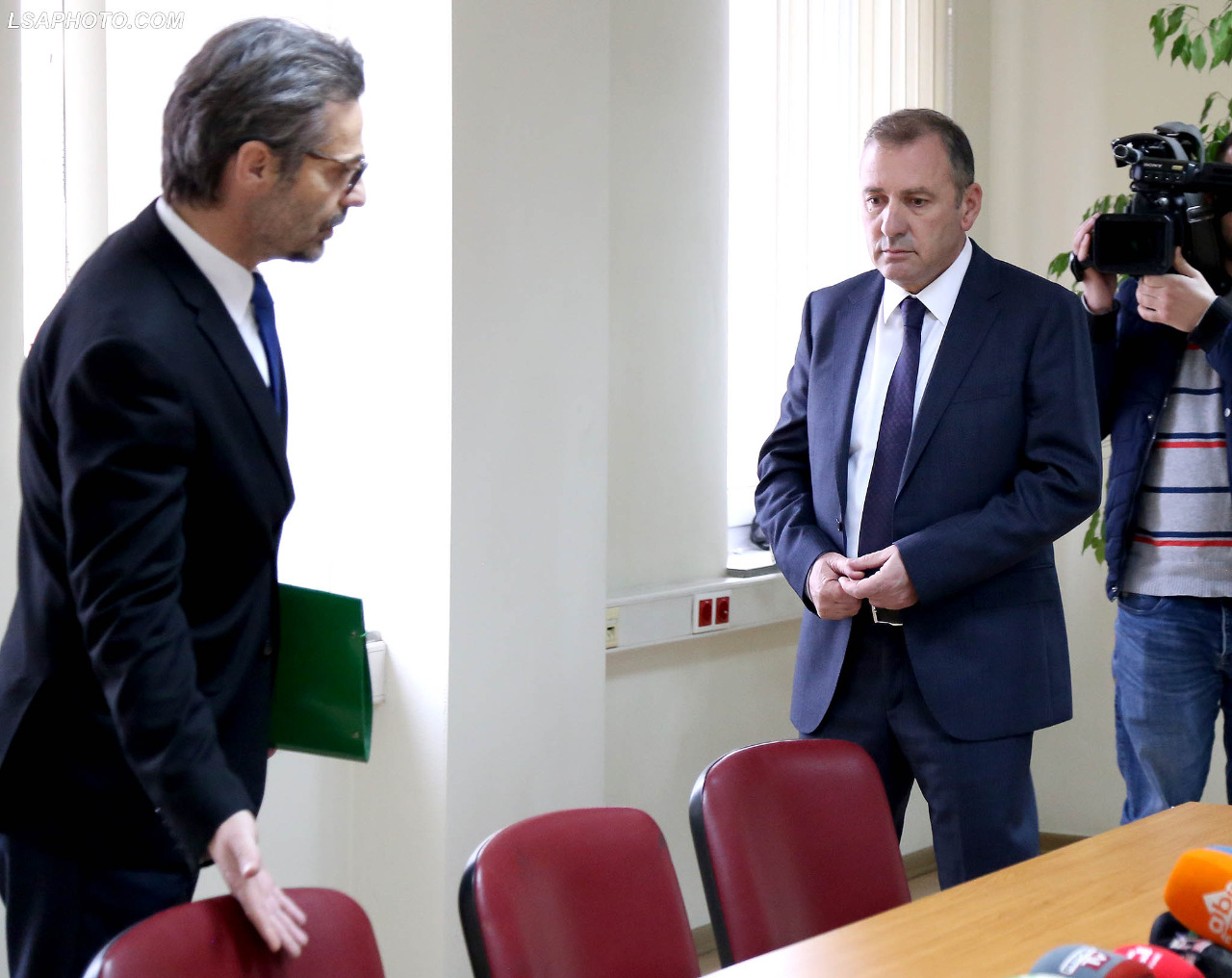 EMRAT/ 40 kandidatë për kreun e BKH-së, mes tyre 7 gra