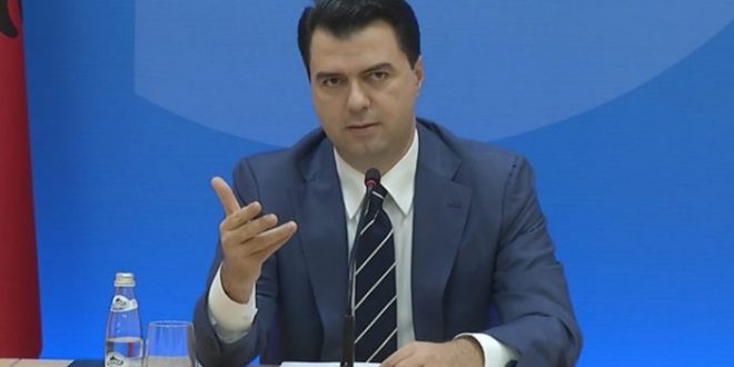 Basha publikon raportin: I dhjeti që evidenton korrupsionin e qeverisë