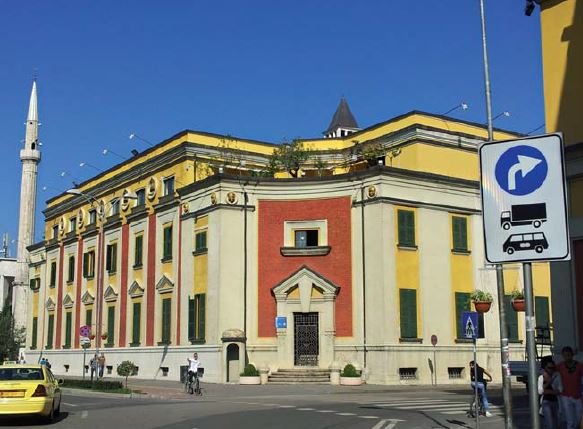 Bashkia e Tiranës me “shtëpi të re” në Bulevard, ja ku dhe si do ndërtohet