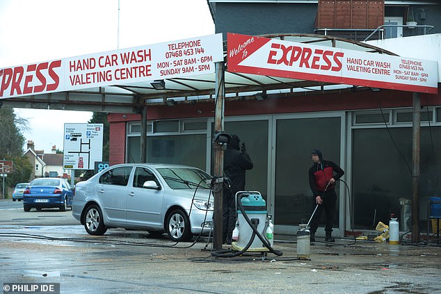 Dëbohet nga Britania për vrasje në Shqipëri, 49-vjeçari rikthehet sërish e hap biznes