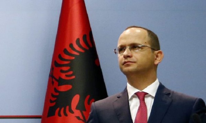 “21 janarët!”, Bushati: I pari na nderon, i dyti na dhemb, i treti na turpëron
