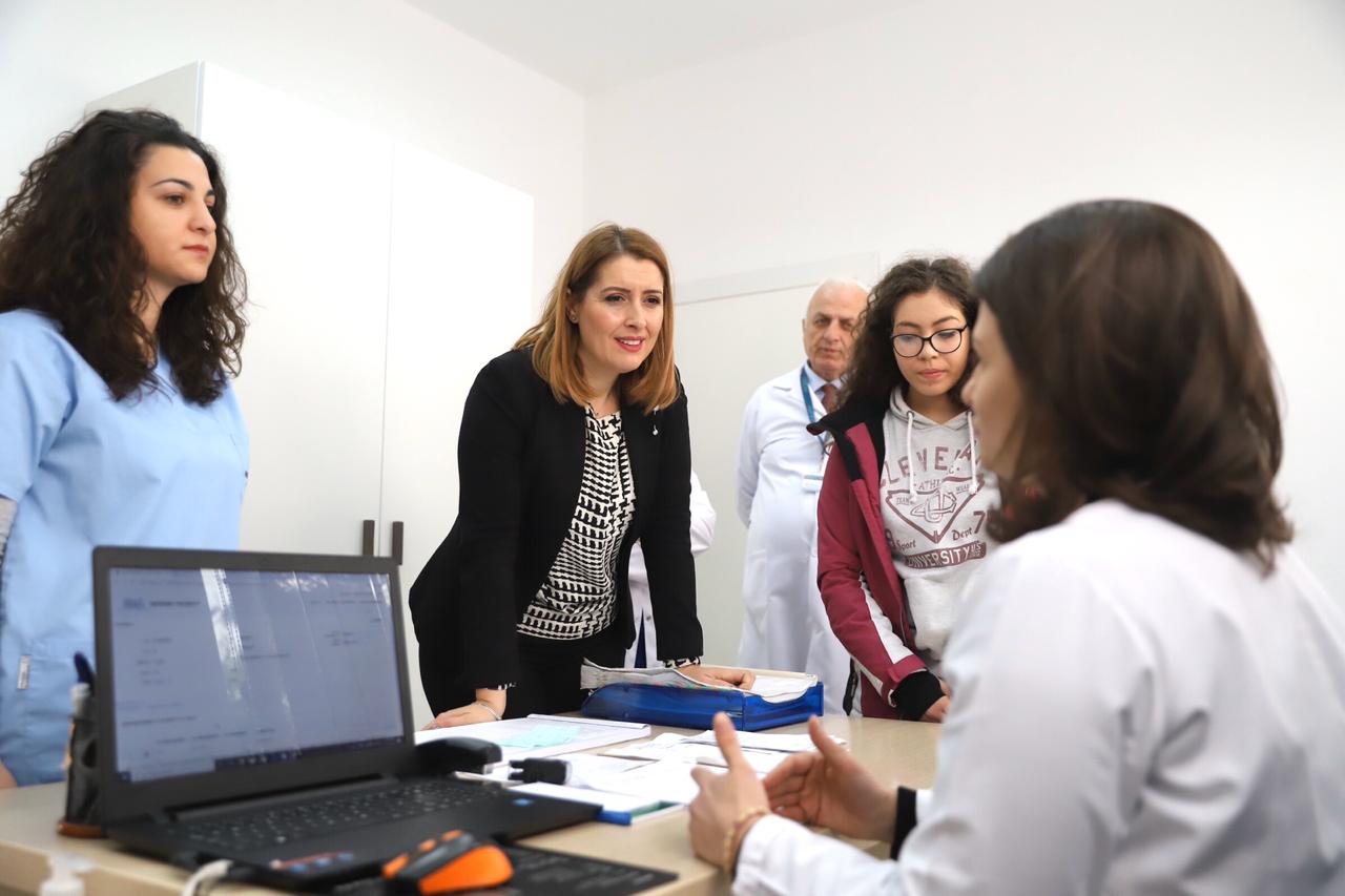 Manastirliu: Caktimi i koronarografisë online te mjeku specialist