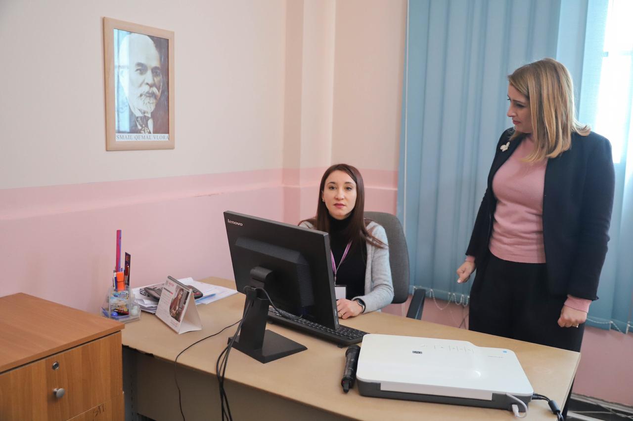 “Aplikim për ndihmën ekonomike online”- Manastirliu: Së shpejti vërtetimi me nënshkrim elektronik