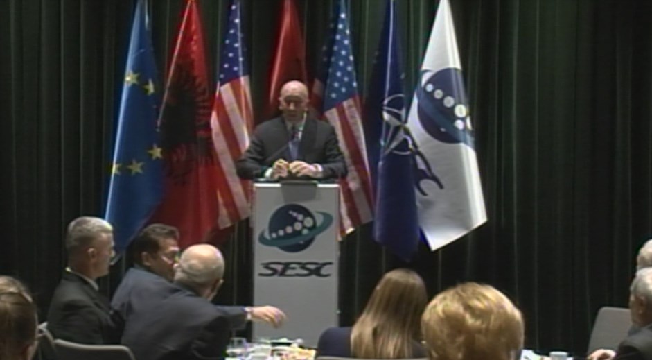 Shqipëria shënjestër e Iranit? Gjenerali amerikan: Fatkeqësisht po, duhet të jeni vigjilent