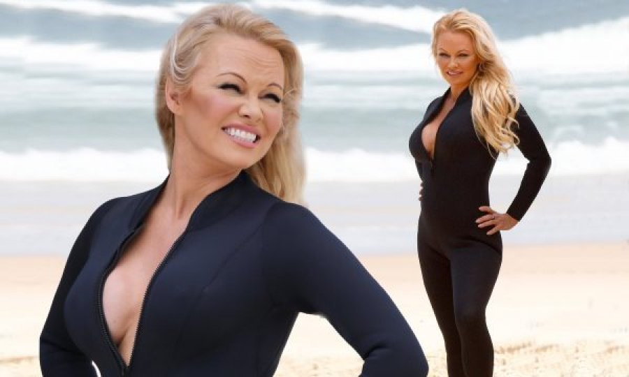 U martua për herë të pestë, Pamela Anderson poston foto me bashkëshortin