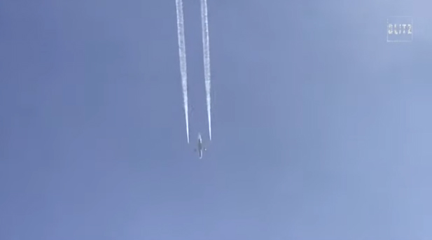 Avioni shkarkon karburant në shkollë, 60 të plagosur