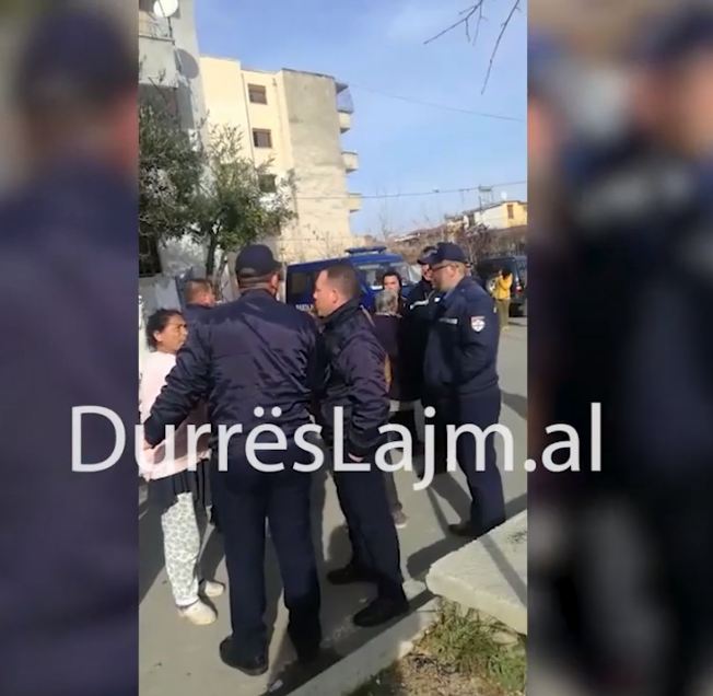 S’përfitojnë bonusin e qirasë, bashkia e Shijakut largon tendat ku strehohen të prekurit nga tërmeti (VIDEO)