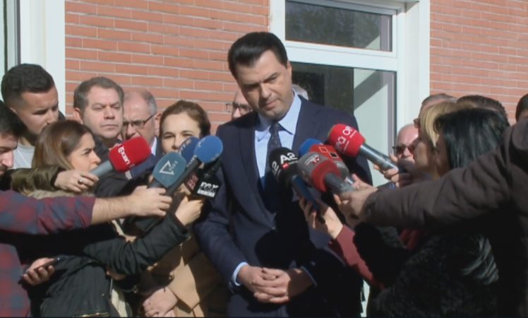 Reforma Zgjedhore/ Basha: Mandatojmë Bylykbashin dhe Vasilin për dakordësim me palën tjetër