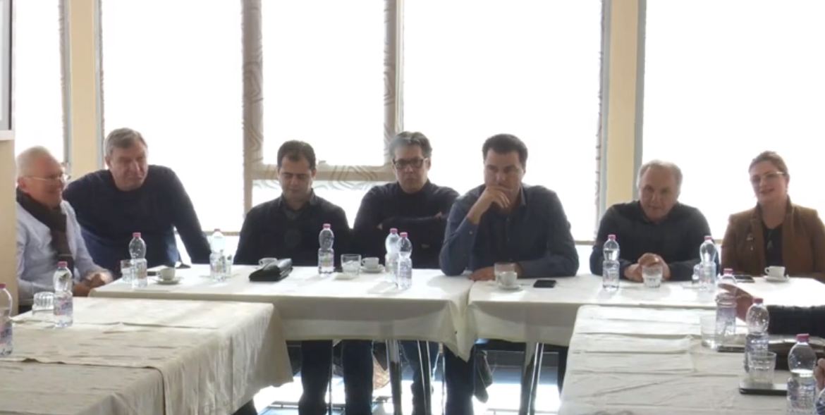 Basha takohet me përfaqësues të bizneseve në Durrës: Asnjë masë ndihmuese pas tërmetit