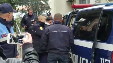 Tensione në burg, të burgosurit nuk pranojnë autorin e krimit monstruoz të Mallakastrës