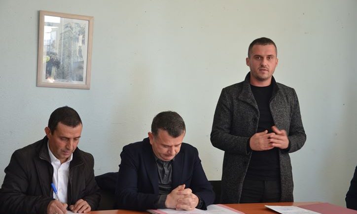 Digjet makina e zv/kryetarit të Bashkisë së Peqinit