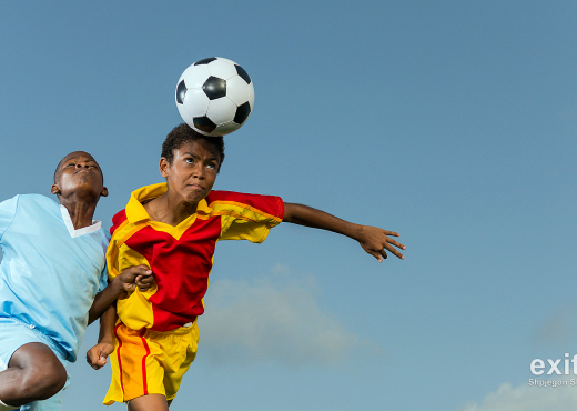 Federata Skoceze e Futbollit ndalon golin me kokë