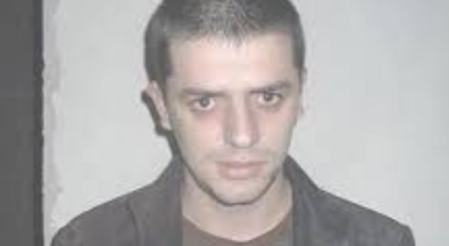 Ishte dënuar me burgim të përjetshëm, lirohet ish-kreu i bandës së Durrësit