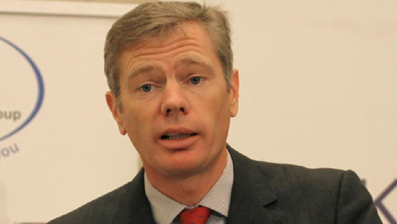 Autoritetet ndalojnë ambasadorin britanik në Iran