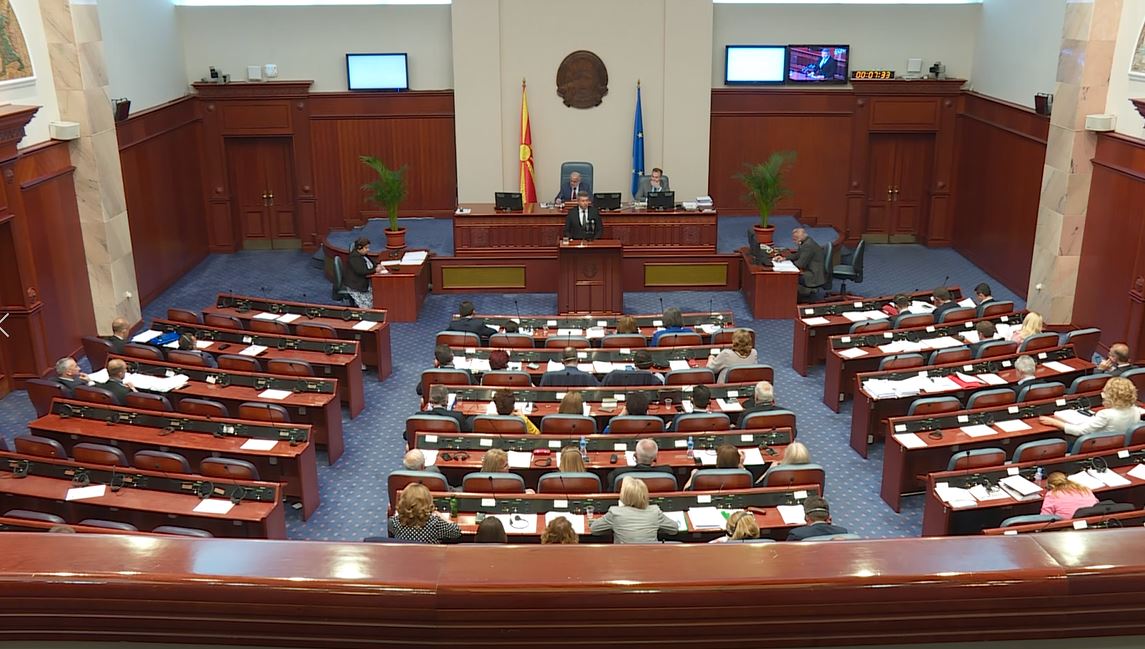 Votohet me 101 vota pro qeveria teknike në Maqedoninë e Veriut