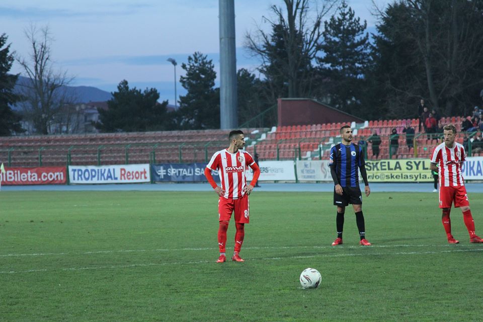Miqësorja në Durrës, Skënderbeu “shkatërron” Teutën