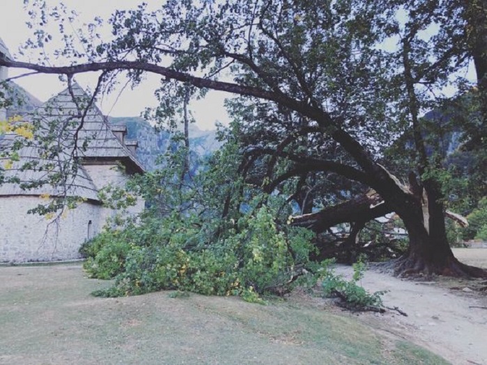 Era e fortë lë Fushë-Krujën pa drita