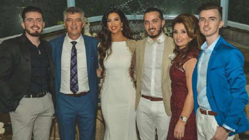 Vrau vajzën dhe dhëndrin, mesazhet e koduara të babait vrasës në Facebook