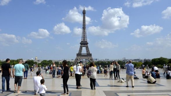 Kaos në të gjithë ​Francën