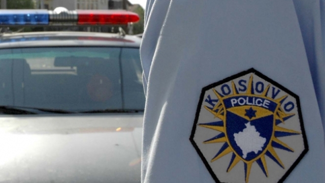 Digjet makina e nënkryetarit të Kuvendit të Kosovës