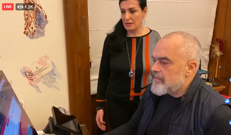 Rama prezanton “revolucionin digjital”: 472 aplikime për shërbime mund të bëhen online (VIDEO)