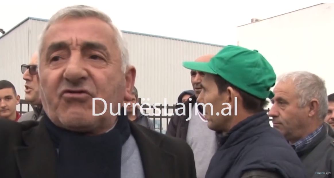 “Të investohen taksat tona”, banorët të revoltuar për rrugën Durrës-Shijak: Na u shkatërruan makinat, turp të ketë Edi Rama! (VIDEO)