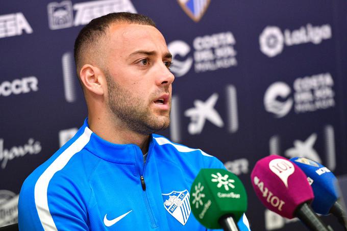 Situatë e pazakontë te Malaga, Sadiku me shokë luten të largohet Bare për të shpëtuar karrierën