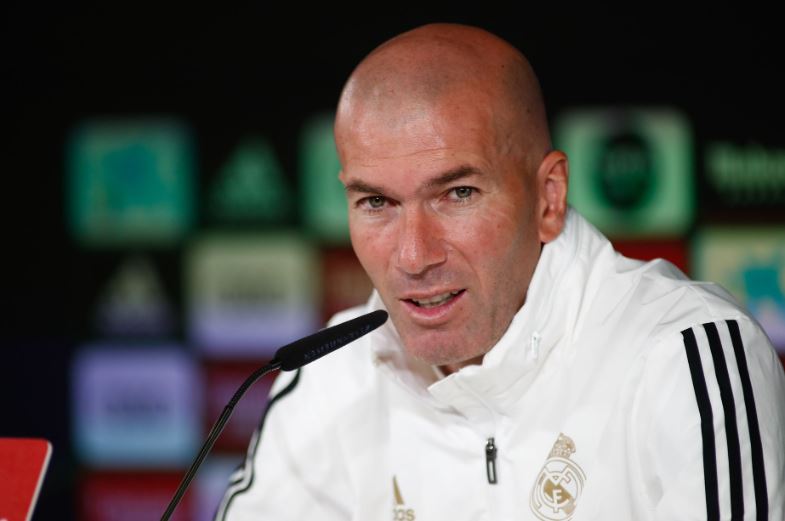 “Te Reali ndihem si në përrallë”, Zidan thumbon Barçën: Bëjnë 1 mijë pasime dhe shënojnë vetëm 1 gol