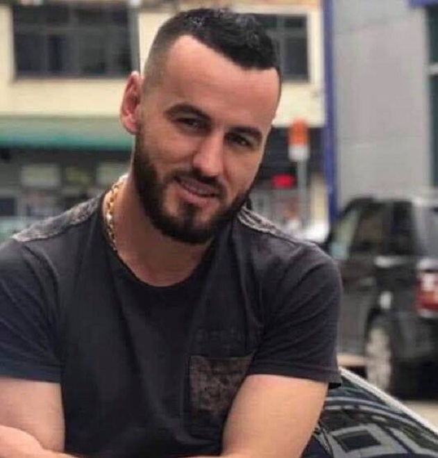 Vrau shokun e fëmijërisë pas sherrit, lihet në burg Noel Dishi