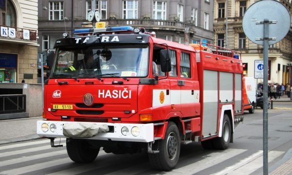 Merr flakë shtëpia e personave me aftësi të veçanta, tetë të vdekur