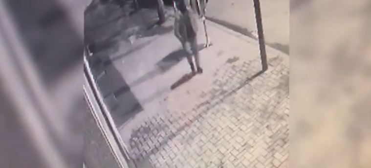 Zbulohet zjarrvënësi i rrezikshëm në Durrës, iu vinte flakën makinave, zbardhen rastet (VIDEO)