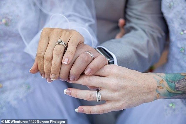 U martua me dy gra: Jemi të hapur për të mirëpritur të tjera gra në jetën tonë