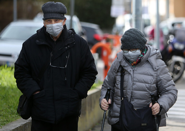 Japonia do të mbyllë të gjitha shkollat për të parandaluar përhapjen e koronavirusit
