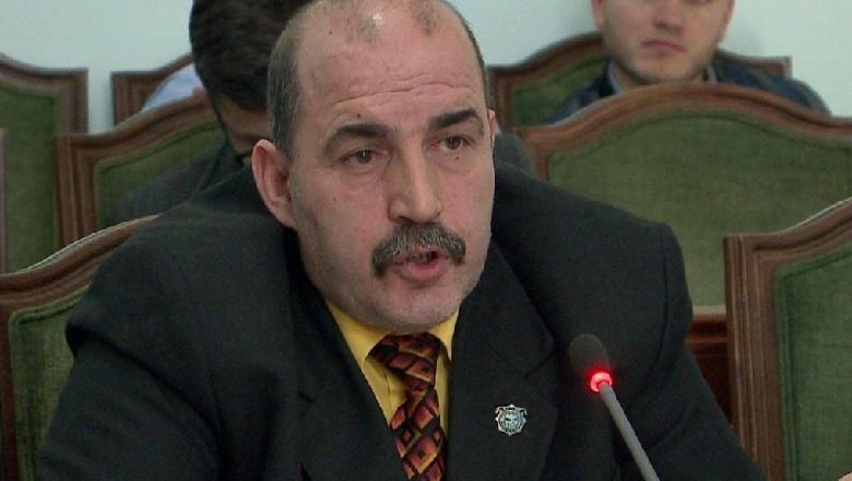 Kërcënoi drejtorin e burgut me jetë, gjykata e liron nga qelia dhe e mbyll në psikiatri