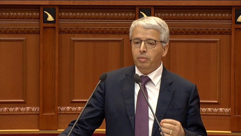 Deputeti i kërkon “llogari” për gazin lotsjellës, Lleshaj: Ai që u mor nga Kosova…
