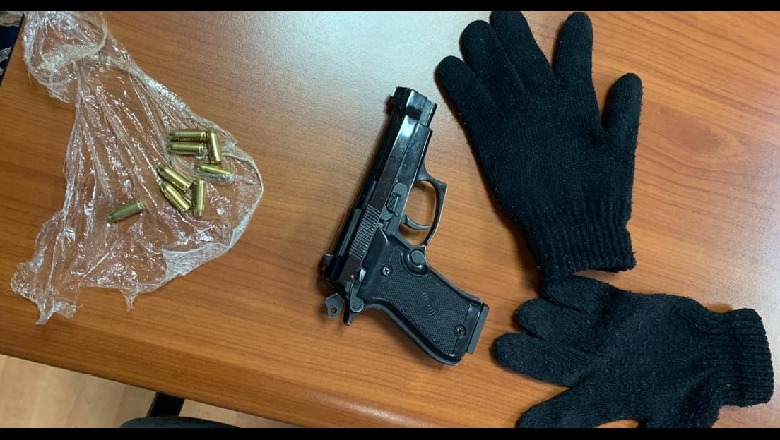 Lëvizte i qetë me armë në brez, kapet 26-vjeçari