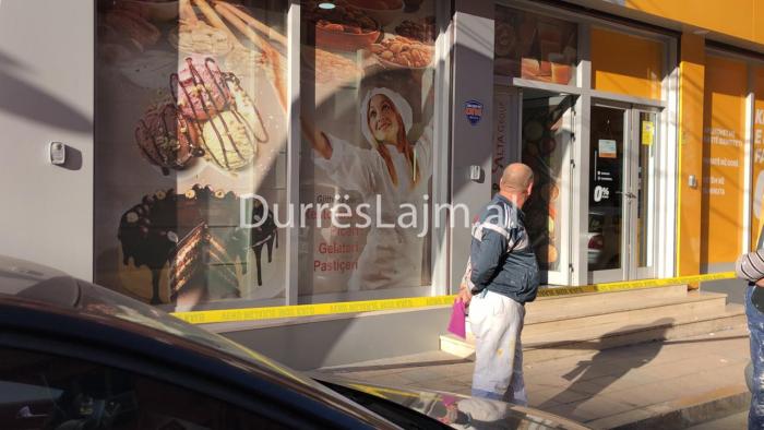 Ja ku ndodhi grabitja në mes të ditës në Durrës (FOTO & VIDEO)