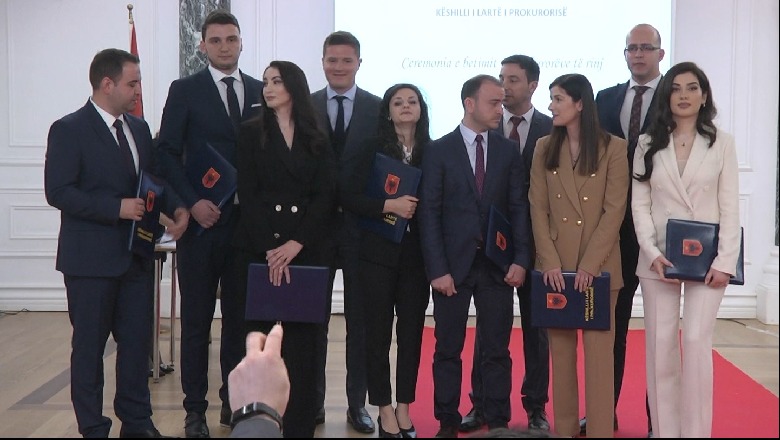 Betohen 10 prokurorët e rinj