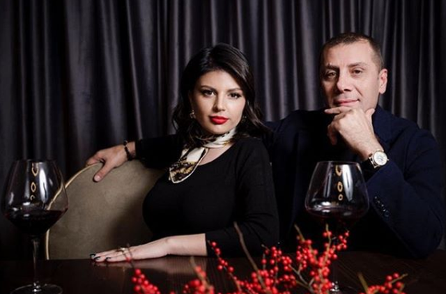 Rudina Dembacaj uron Shën Valentinin krah Mark Frrokut (FOTO)