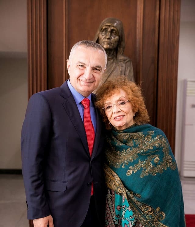 Ndarja nga jeta e Nexhmije Pagarushës, Meta: E papërsëritshme, këngët e saj do të këndohen përjetë