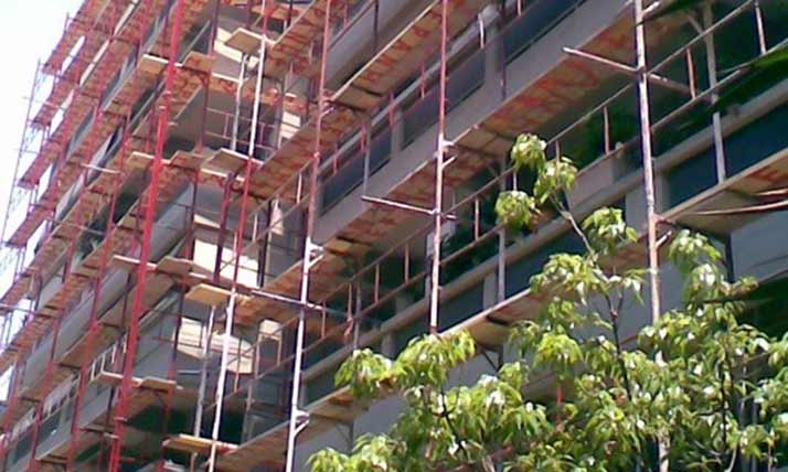 Aksident në punë pranë Presidencës, 1 punëtor i plagosur