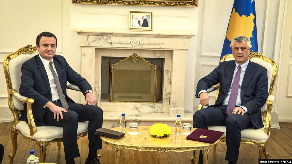 “Ka shkelur Kushtetutën”, Albin Kurti kërkon shkarkimin e Presidentit Thaçi