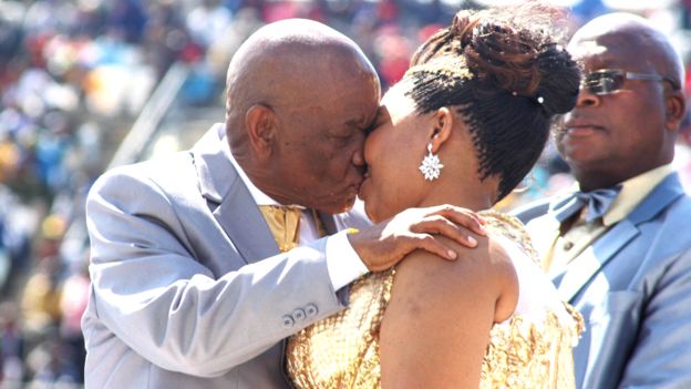 Kryeministri që do të akuzohet për vrasjen e ish-gruas