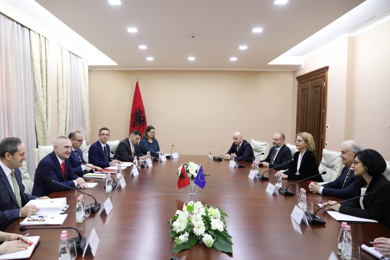 Meta pret delegacionin e Komisionit të Venecias: Pavarësia e pushtetit të medias, thelbi i funksionimit të shtetit të së drejtës