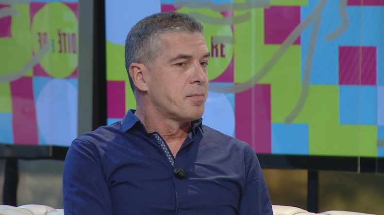 Oketa: U shkëputa nga fakulteti si pedagog se nuk ngelja dot studentët