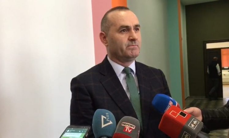 A mund ta shpërndajë Presidenti parlamentin? Ulsi Manja: Absurde, do ishte atentat ndaj Kushtetutës