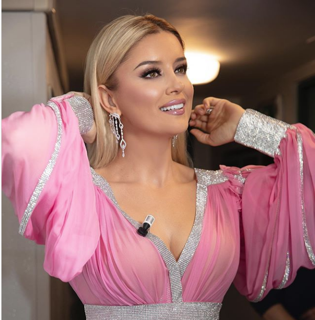 Alketa Vejsiu kalon në eufori: Rama s’më ka telefonuar akoma, në Shqipëri ishte gati si festë kombëtare!