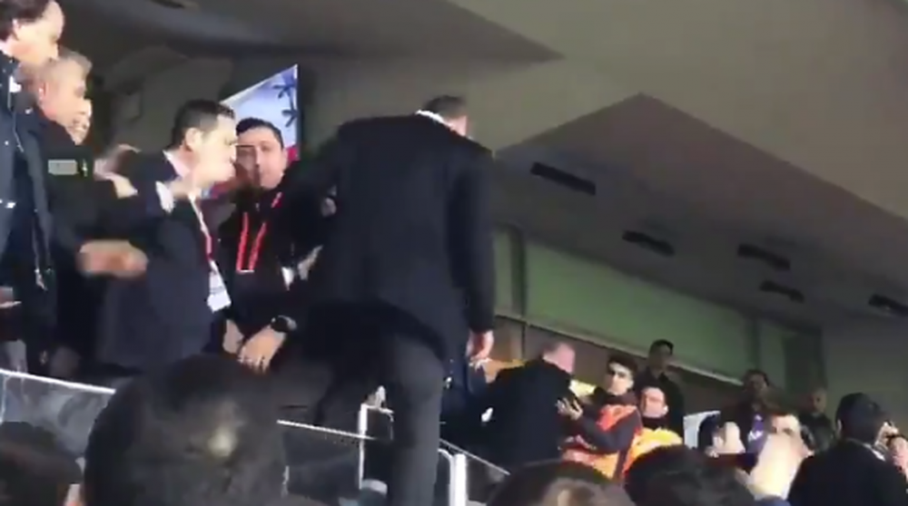 Akuza për humbjen e derbit, presidenti i Fenerbahce sulmon tifozët (VIDEO)